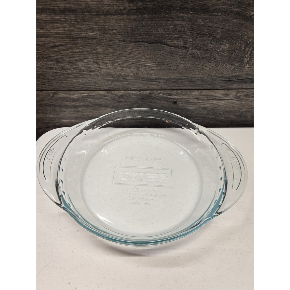 PYREX 9.5" Clear Glass Fluted‎ Scalloped Edge Deep Dish Pie Plate 2229